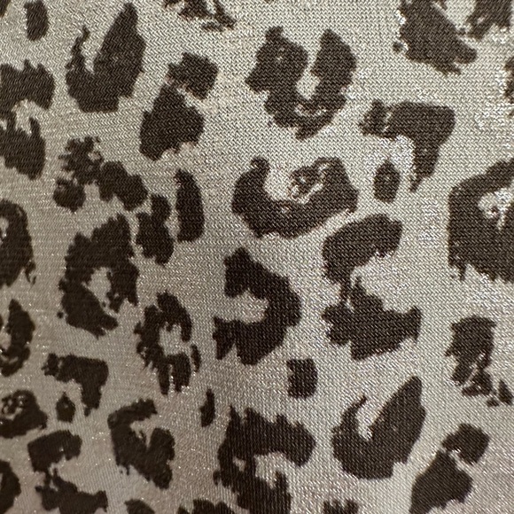 Chicos travelers cardigan animal print cheetah brown tan see measurements ruffle - Picture 5 of 6